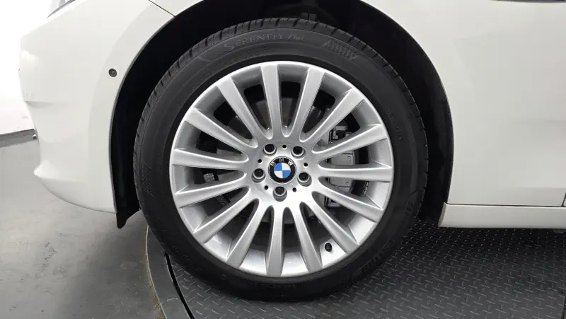 BMW 5-Series Gran Turismo