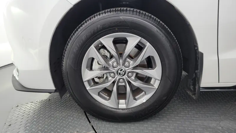 Toyota Sienna