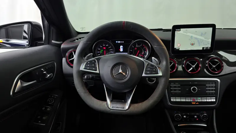 Mercedes-Benz GLA-Class