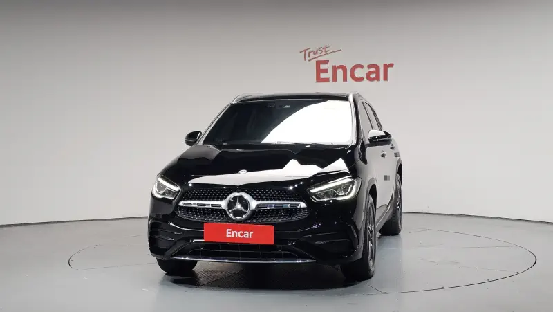 Mercedes-Benz GLA-Class