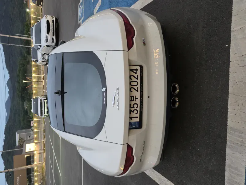 Jaguar F-Type