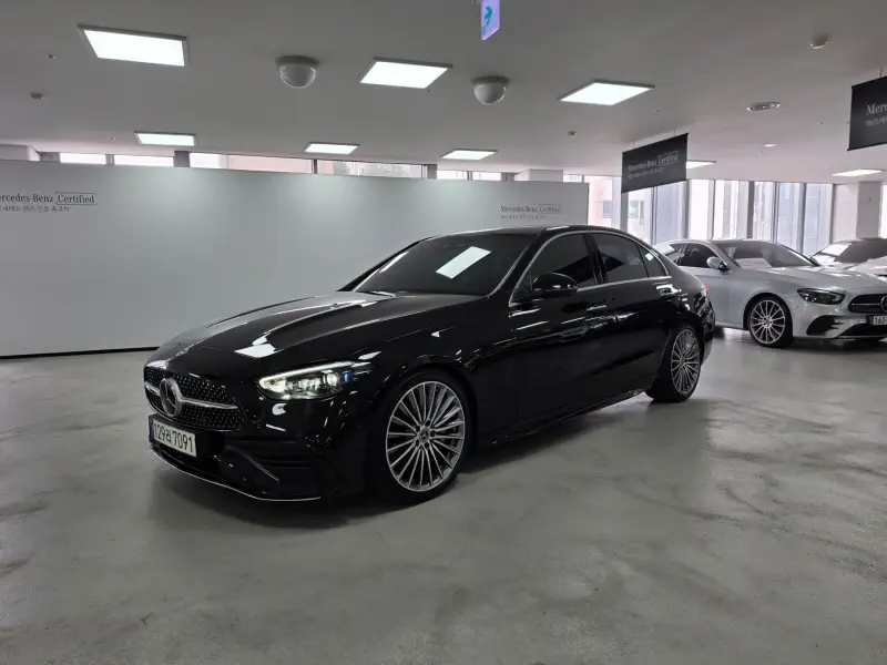 Mercedes-Benz C-Class