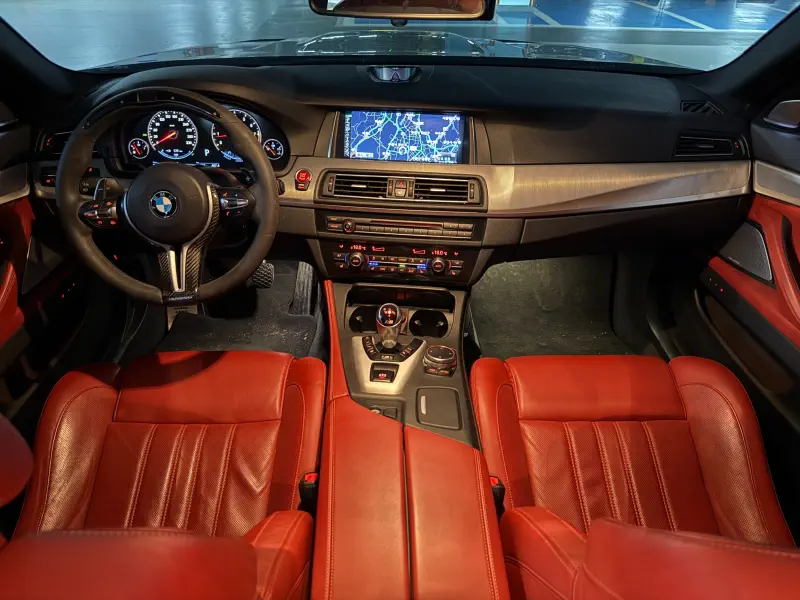 BMW M5