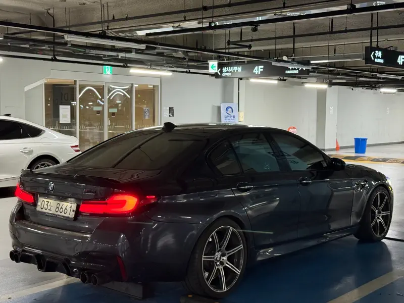 BMW M5