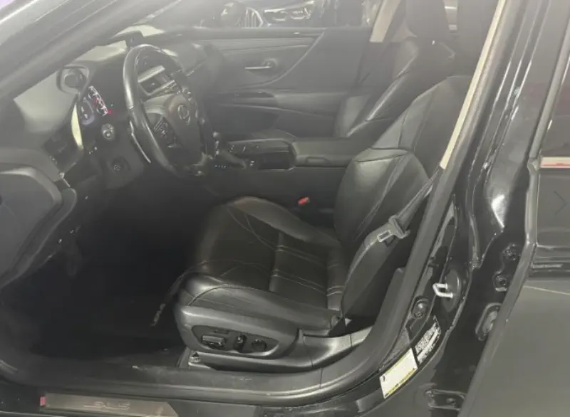 Lexus ES300h