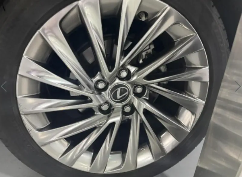 Lexus ES300h