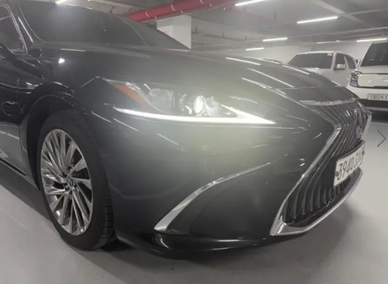 Lexus ES300h