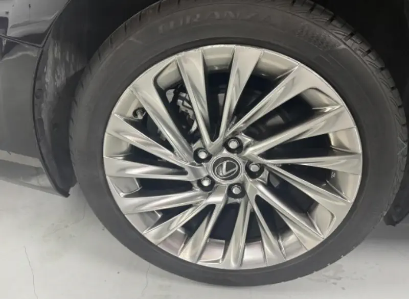 Lexus ES300h