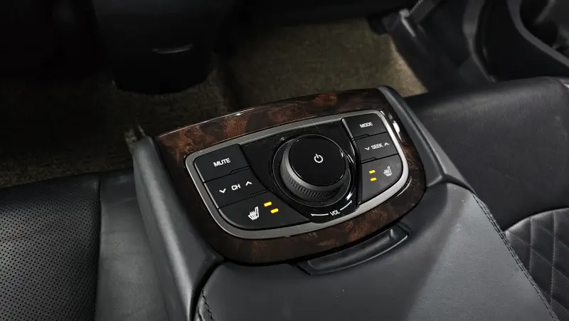 Hyundai Aslan