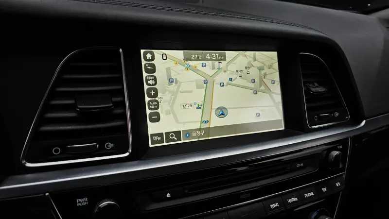 Hyundai Aslan