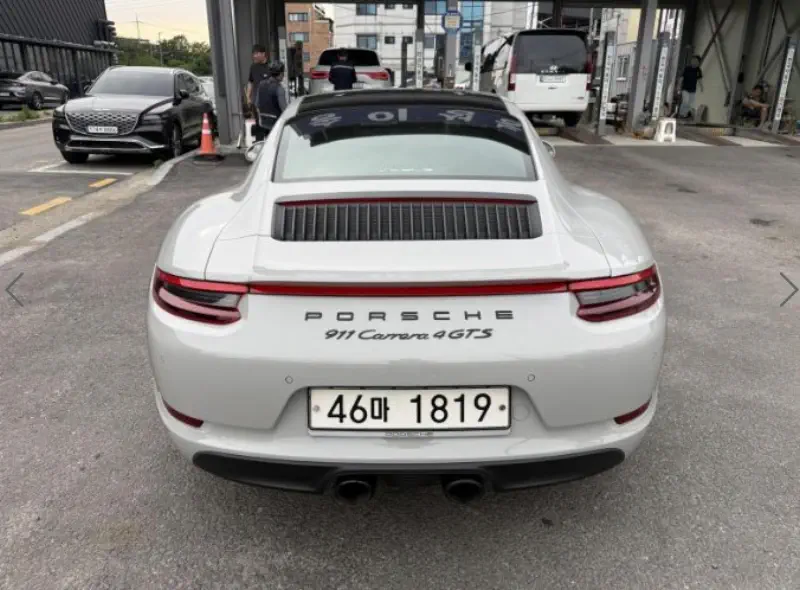 Porsche 911