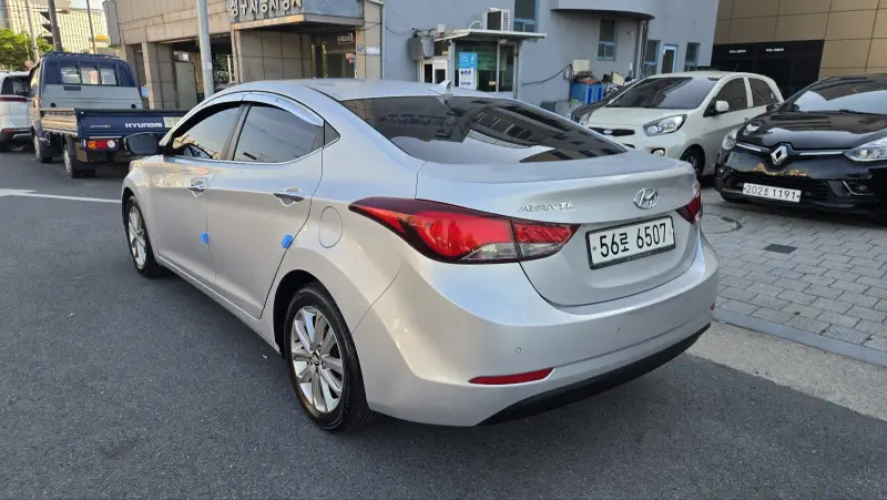Hyundai AVANTE