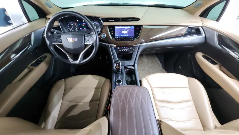Cadillac XT6