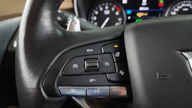 Cadillac XT6