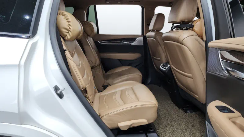 Cadillac XT6