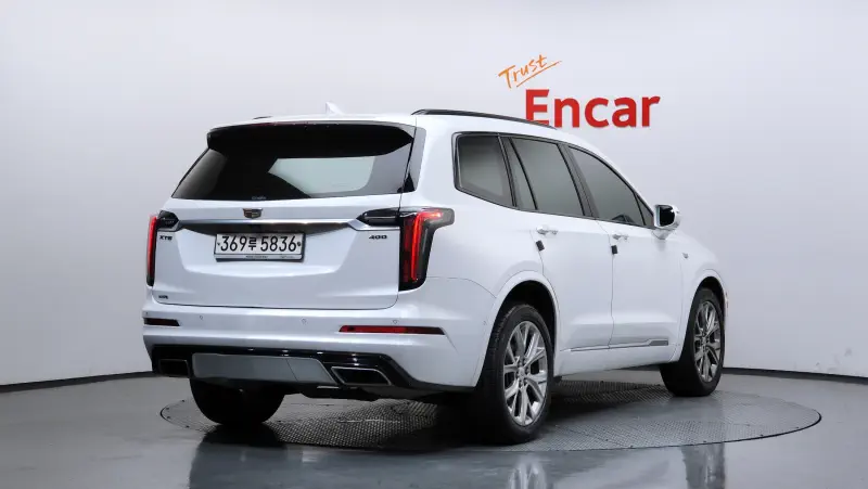 Cadillac XT6