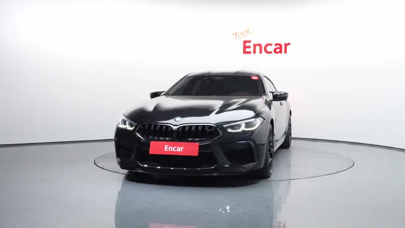 BMW M8