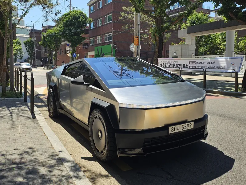 Tesla Cybertruck