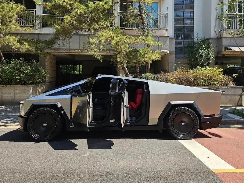 Tesla Cybertruck
