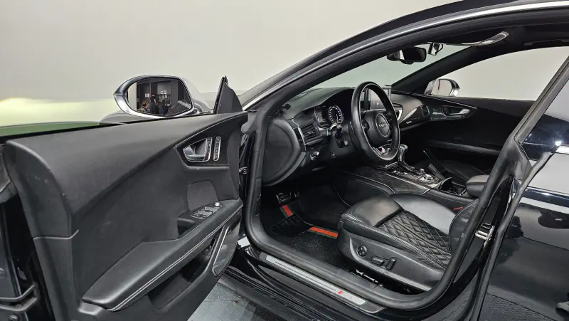 Audi S7