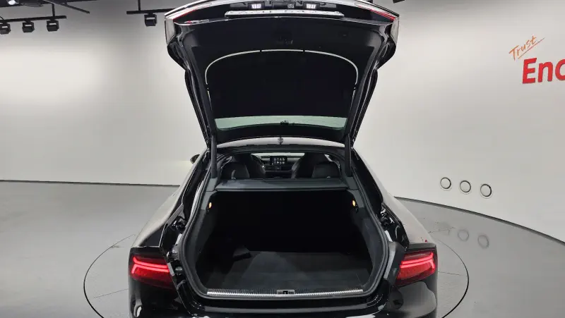 Audi S7