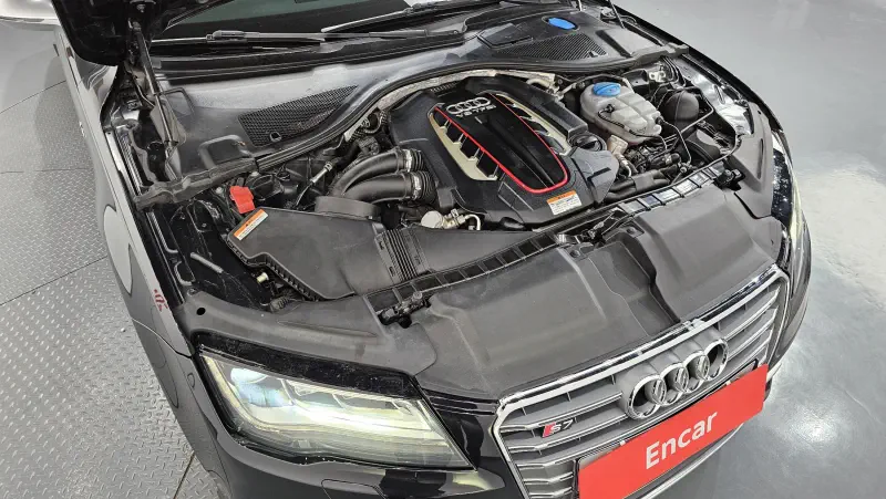 Audi S7