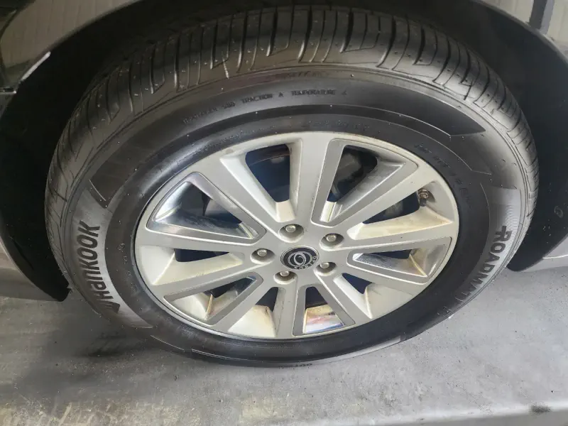 Kia OPIRUS