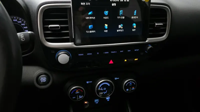 Hyundai Venue