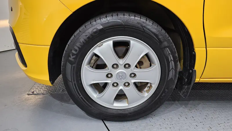 Hyundai Grand Starex
