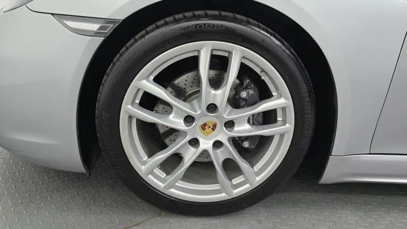 Porsche Cayman