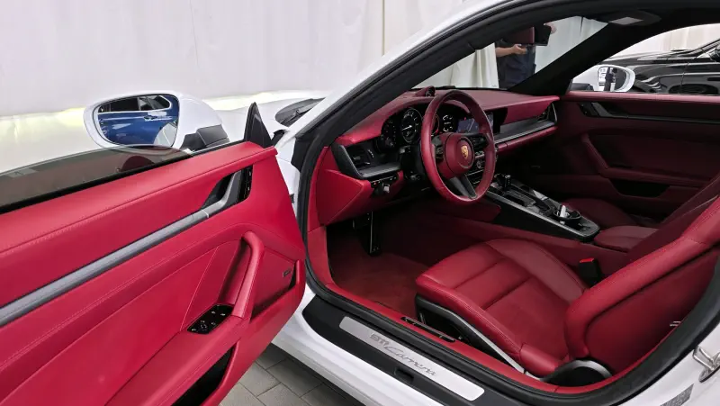 Porsche 911