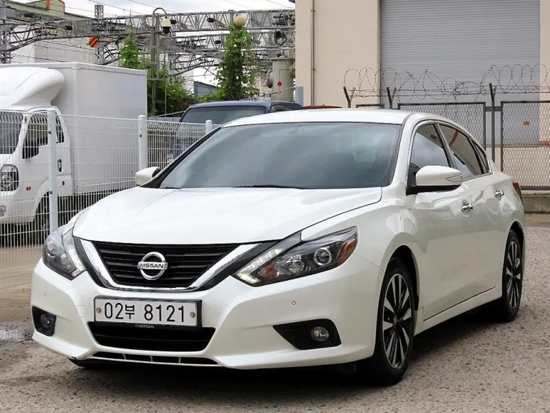 Nissan Altima