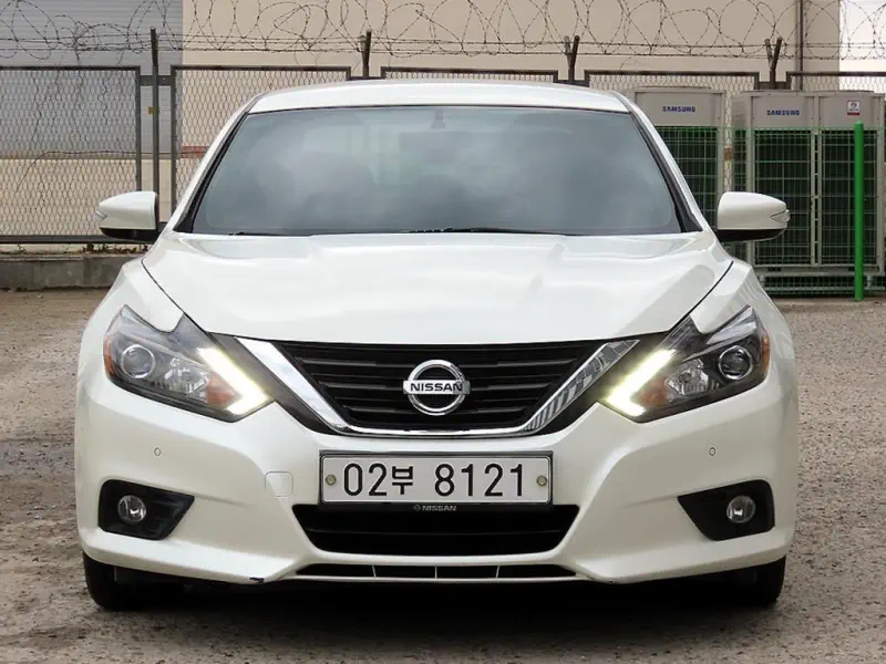 Nissan Altima