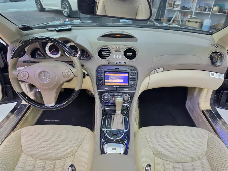 Mercedes-Benz SL-Class
