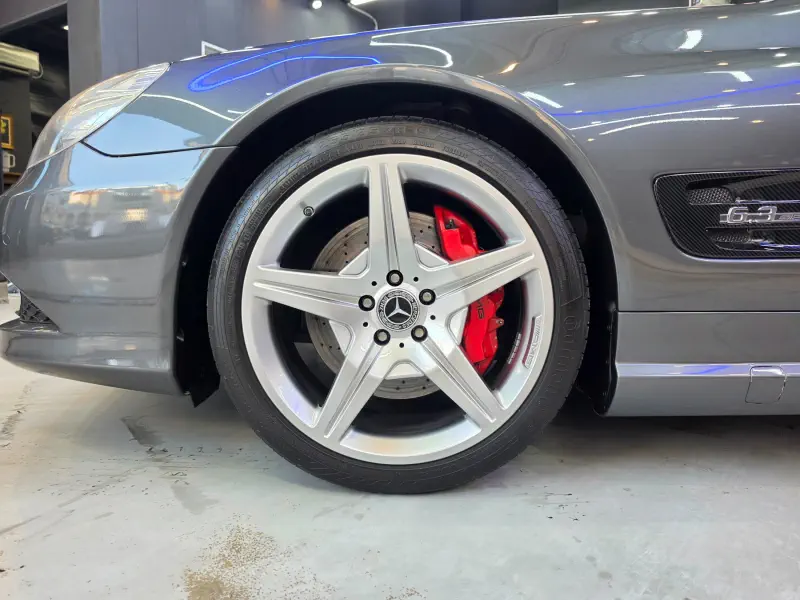 Mercedes-Benz SL-Class