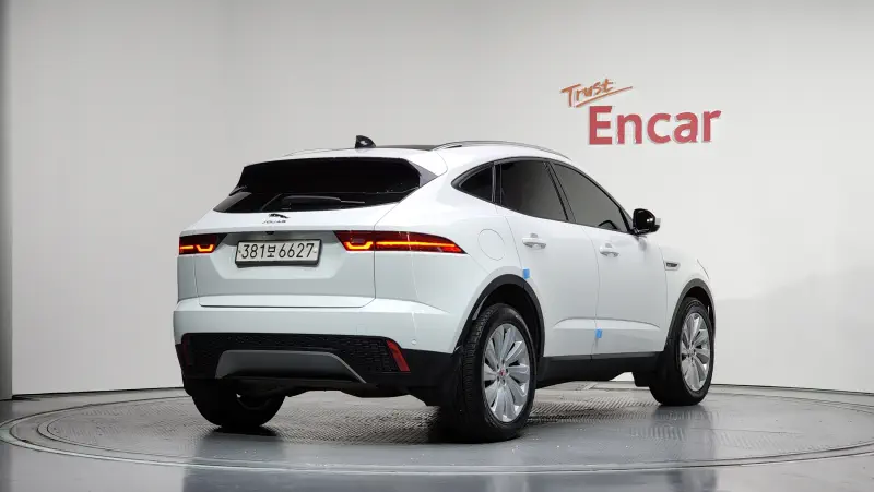 Jaguar E-Pace
