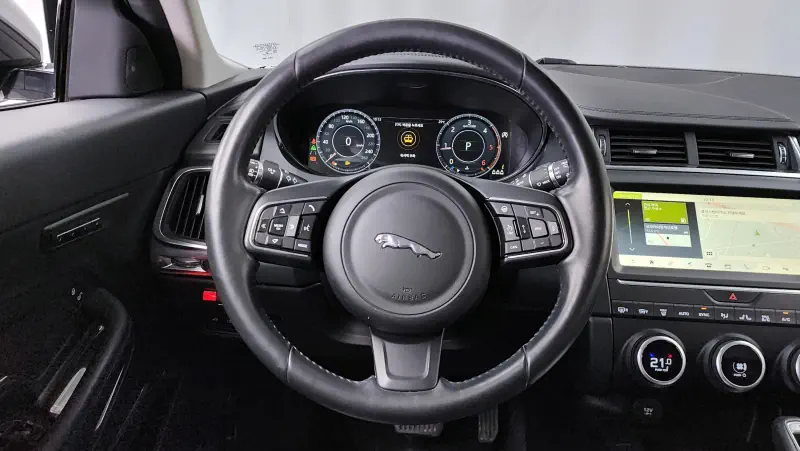 Jaguar E-Pace