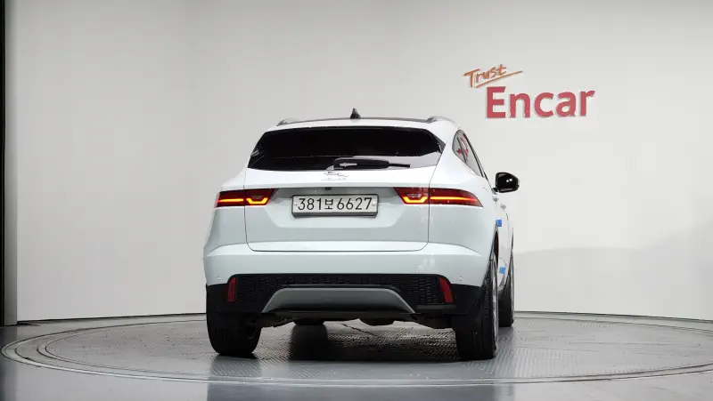 Jaguar E-Pace