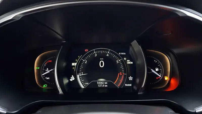 Renault Samsung SM6