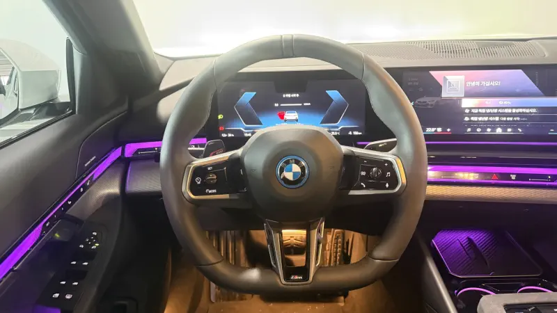 BMW i5