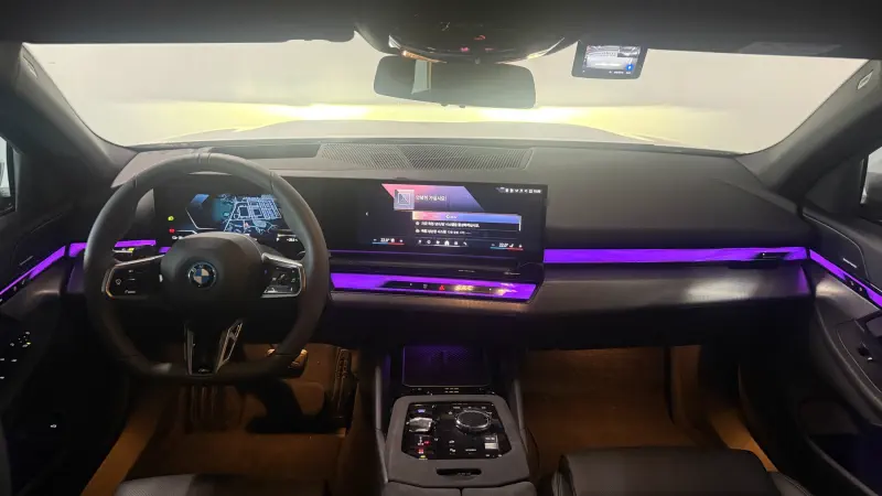 BMW i5