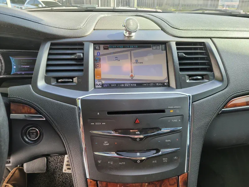 Lincoln MKS