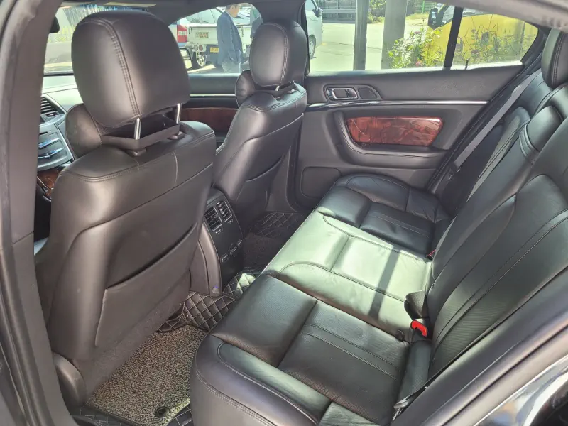 Lincoln MKS