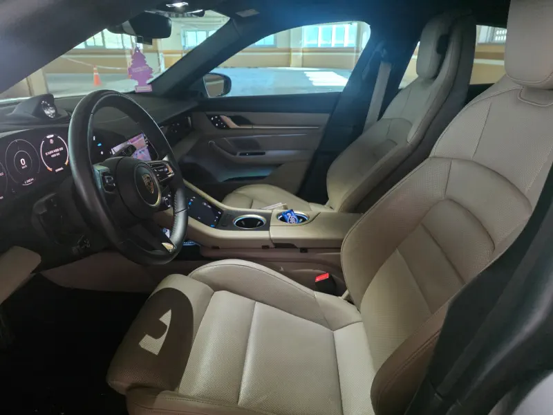 Porsche Taycan