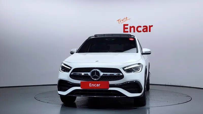 Mercedes-Benz GLA-Class