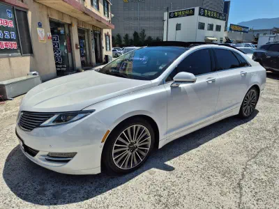 Lincoln Mkz