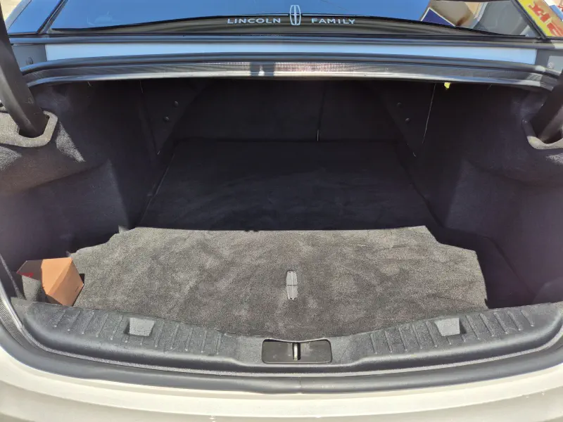 Lincoln Mkz