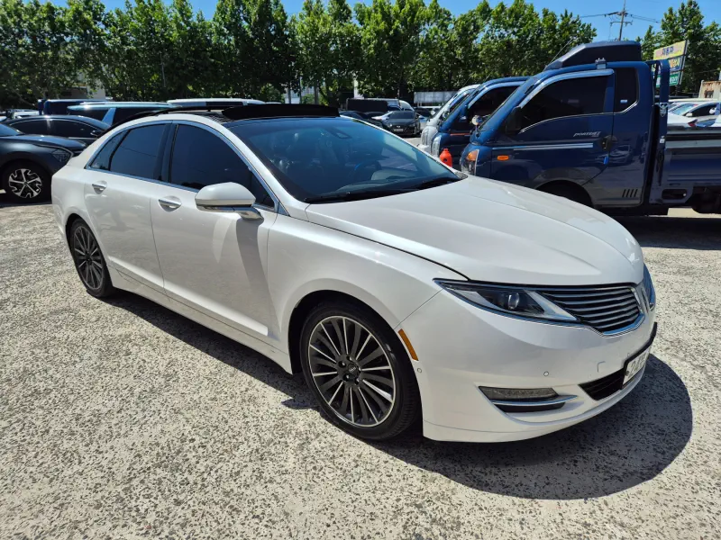 Lincoln Mkz