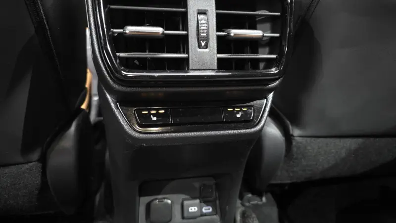Lexus NX450h+