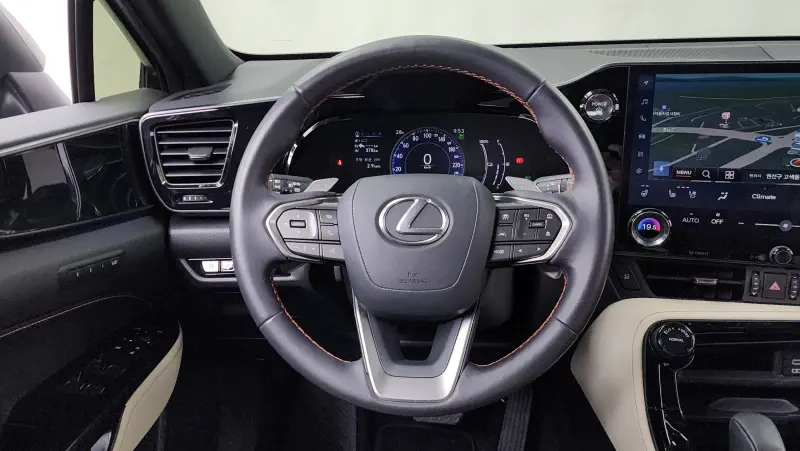 Lexus NX450h+